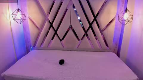 Snapshot of verabest chatting on February 21, 2025, 12:06 pm Domelipa online show from February 21, 2025, 12:06 pm