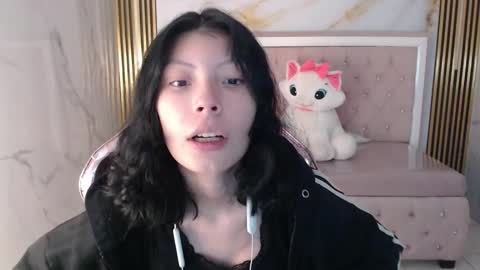 Snapshot of verana_s chatting on November 19, 2025, 8:31 pm Verana online show from November 19, 2025, 8:31 pm