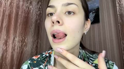 Ayla online show from April 18, 2026, 11:25 am