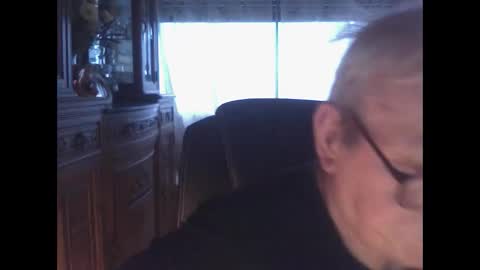 Snapshot of vergne50 chatting on April 2, 2026, 5:38 am vergne50 online show from April 2, 2026, 5:38 am