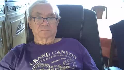 Snapshot of vergne50 chatting on April 12, 2026, 7:24 am vergne50 online show from April 12, 2026, 7:24 am