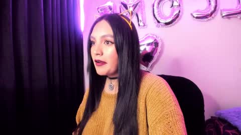  karolina online show from February 17, 2025, 1:04 am