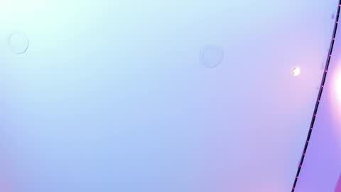     online show from April 17, 2026, 11:52 pm