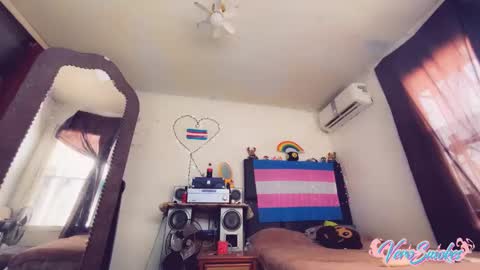 Vero Alva online show from September 14, 2025, 7:02 pm