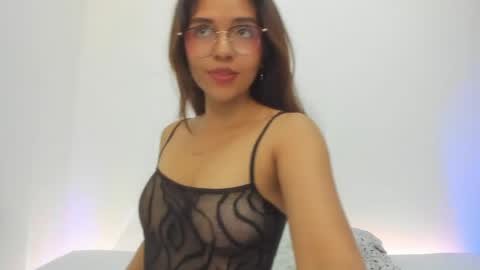 Veronica online show from April 20, 2026, 3:26 pm