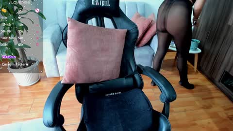 Catalina online show from January 11, 2025, 6:01 pm