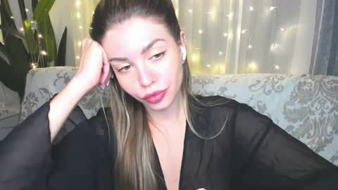 Snapshot of veronarolls chatting on February 26, 2026, 7:13 pm Lolitalolz online show from February 26, 2026, 7:13 pm
