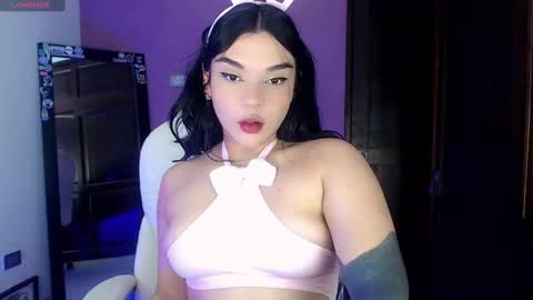 veronica_118 online show from February 9, 2025, 10:11 pm