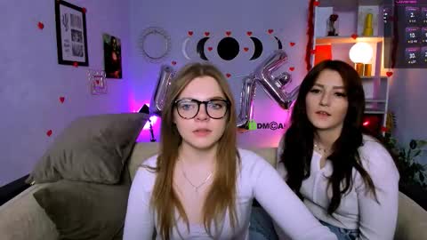 Ronni online show from February 12, 2026, 8:37 pm