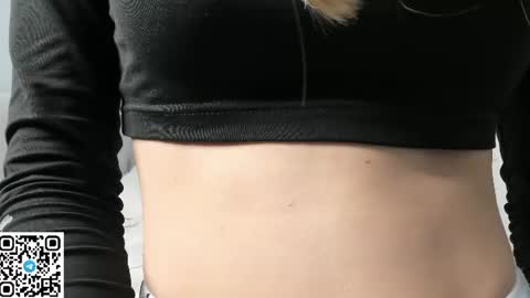 Snapshot of veronica_burns chatting on June 22, 2026, 9:39 am Anny online show from June 22, 2026, 9:39 am