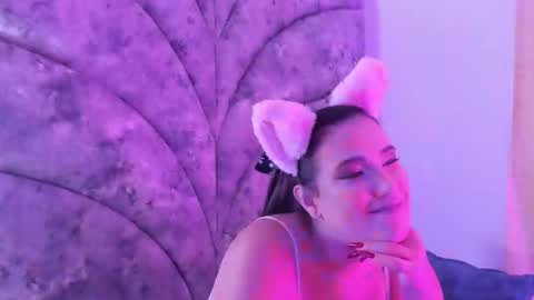 Snapshot of veronica_olson_ chatting on February 10, 2025, 5:25 am Veronica Olson online show from February 10, 2025, 5:25 am