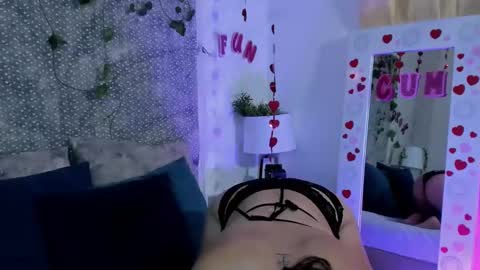 Snapshot of veronica_olson_ chatting on February 19, 2025, 2:12 am Veronica Olson online show from February 19, 2025, 2:12 am