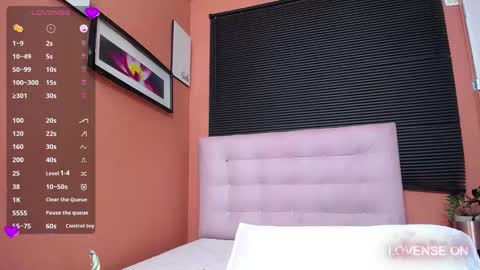 Snapshot of veronica_roose chatting on March 5, 2025, 3:40 pm Veronica online show from March 5, 2025, 3:40 pm