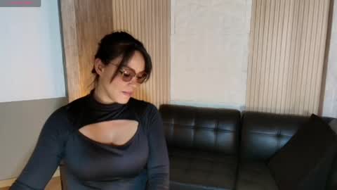 Snapshot of veronica_saenzz1 chatting on June 6, 2026, 8:46 pm Vero online show from June 6, 2026, 8:46 pm