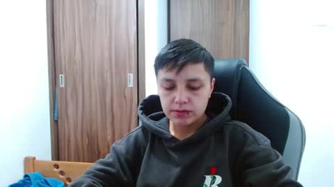 Veronica Clark online show from February 25, 2025, 9:42 am