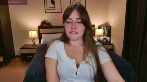 Veronica online show from July 7, 2026, 5:32 am