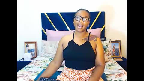 Snapshot of veronicarod1 chatting on March 3, 2026, 12:28 am veronicarod1 online show from March 3, 2026, 12:28 am