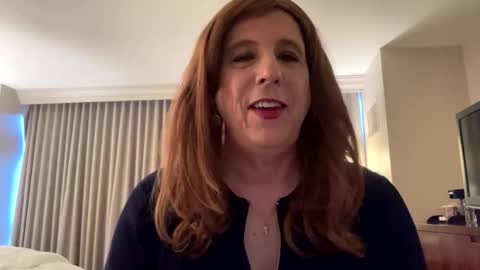 Snapshot of veronicasw chatting on October 8, 2025, 9:34 pm Veronica online show from October 8, 2025, 9:34 pm