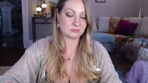 Snapshot of veronicawest chatting on February 1, 2025, 8:26 pm Veronica Weston online show from February 1, 2025, 8:26 pm