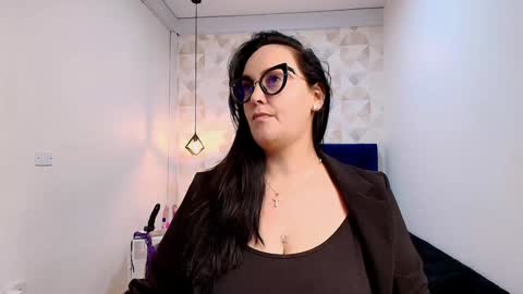 veroniicabbw online show from January 28, 2025, 3:25 pm