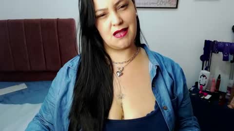 Snapshot of veroniicabbw_ chatting on June 11, 2026, 12:36 pm veroniicabbw_ online show from June 11, 2026, 12:36 pm