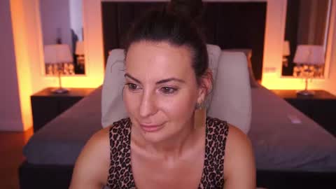 Snapshot of veroniicarose chatting on July 13, 2026, 6:27 am Veronica online show from July 13, 2026, 6:27 am