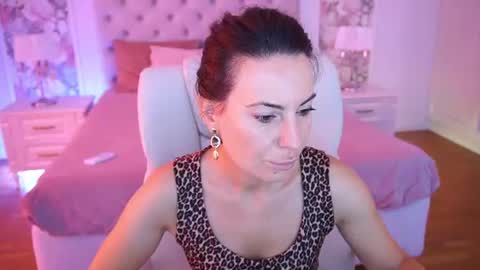 Snapshot of veroniicarose chatting on July 16, 2026, 5:57 am Veronica online show from July 16, 2026, 5:57 am