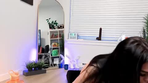 Snapshot of veronikavengeance chatting on March 12, 2025, 2:09 am VeronikaVengeance online show from March 12, 2025, 2:09 am