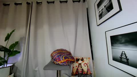 Snapshot of veronnika_hill chatting on March 29, 2026, 4:01 am veronica online show from March 29, 2026, 4:01 am
