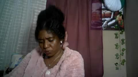 verronique1511 online show from July 13, 2026, 6:44 pm