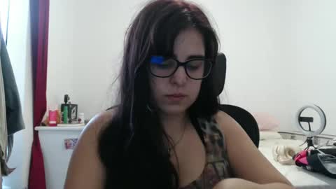 veruca99 online show from May 28, 2026, 12:13 pm