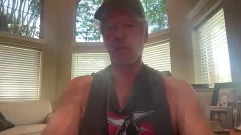 Snapshot of vervalas1 chatting on June 3, 2026, 6:57 pm Vervalas online show from June 3, 2026, 6:57 pm