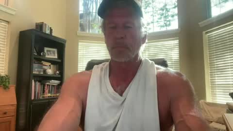 Snapshot of vervalas1 chatting on July 2, 2026, 11:00 pm Vervalas online show from July 2, 2026, 11:00 pm