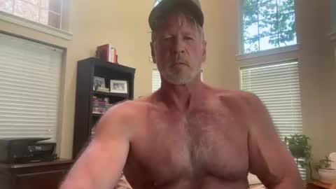 Snapshot of vervalas1 chatting on July 21, 2026, 6:10 pm Vervalas online show from July 21, 2026, 6:10 pm
