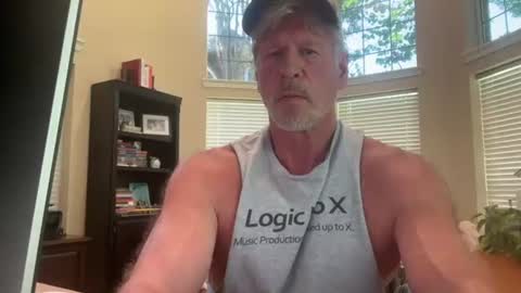 Snapshot of vervalas1 chatting on July 22, 2026, 5:38 pm Vervalas online show from July 22, 2026, 5:38 pm