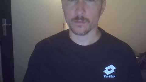 Snapshot of veryhotpervert chatting on December 22, 2025, 2:58 pm veryhotpervert online show from December 22, 2025, 2:58 pm