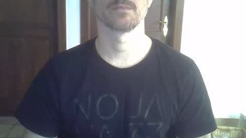 Snapshot of veryhotpervert chatting on April 5, 2026, 10:01 am veryhotpervert online show from April 5, 2026, 10:01 am
