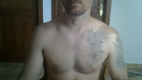 Snapshot of veryhotpervert chatting on May 8, 2026, 11:37 am veryhotpervert online show from May 8, 2026, 11:37 am