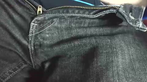 Erik online show from April 7, 2026, 8:37 am