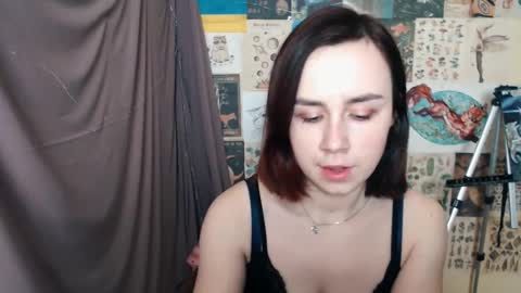 veryveryvery_shy online show from January 27, 2025, 6:41 am