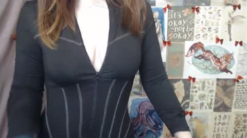 Snapshot of veryveryvery_shy chatting on January 17, 2026, 6:51 am veryveryvery_shy online show from January 17, 2026, 6:51 am