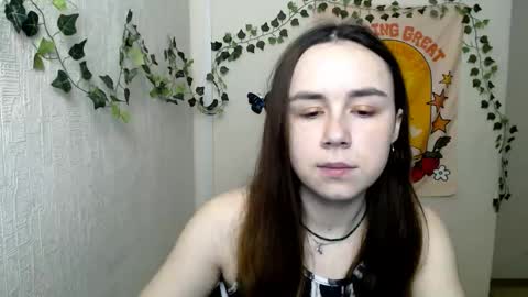 Snapshot of veryveryvery_shy chatting on March 2, 2026, 6:47 am veryveryvery_shy online show from March 2, 2026, 6:47 am