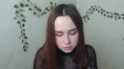 Snapshot of veryveryvery_shy chatting on March 25, 2026, 6:30 am veryveryvery_shy online show from March 25, 2026, 6:30 am