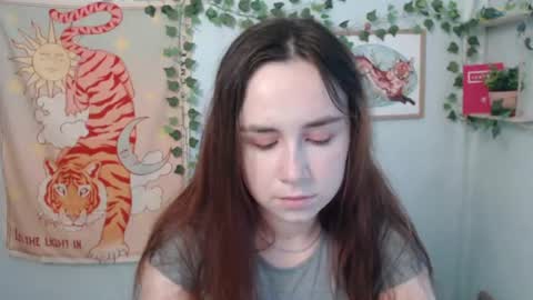 veryveryvery_shy online show from July 21, 2026, 5:54 am