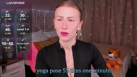 Snapshot of vespera_celeste chatting on September 13, 2025, 5:40 am Celeste online show from September 13, 2025, 5:40 am