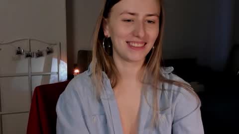 Snapshot of vespera_celeste chatting on January 6, 2026, 9:57 am Celeste online show from January 6, 2026, 9:57 am