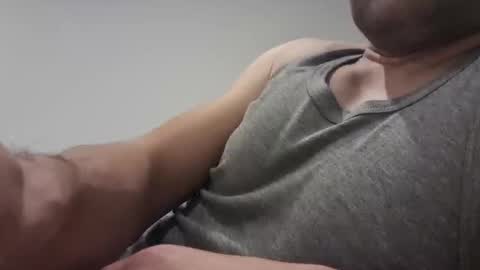 vetycumm online show from November 14, 2025, 9:46 pm