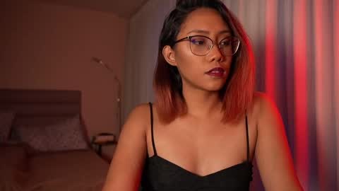 Vexa Nyx online show from May 19, 2026, 10:32 am