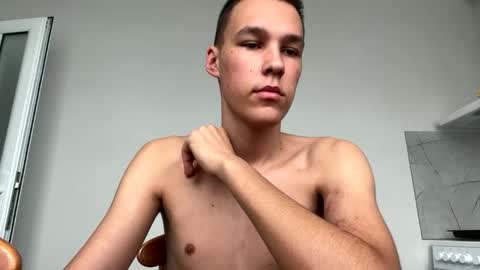 VexonHeat online show from September 12, 2025, 8:25 am