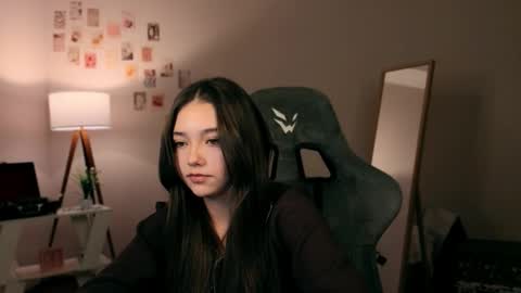 Snapshot of vexorin chatting on November 29, 2025, 7:50 pm Rachel online show from November 29, 2025, 7:50 pm